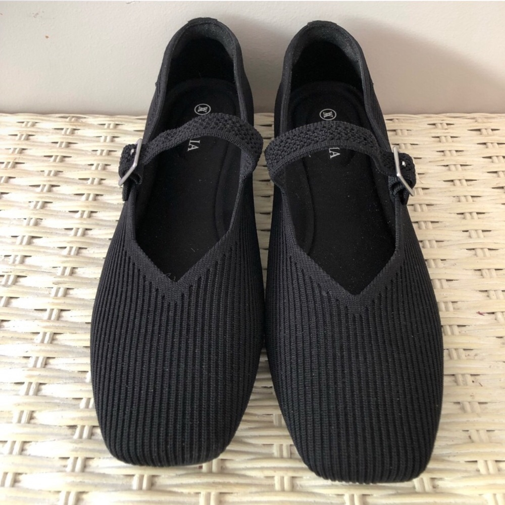 VIVAIA Square-Toe V-Cut Flats Margot 2.0 in Black size 40